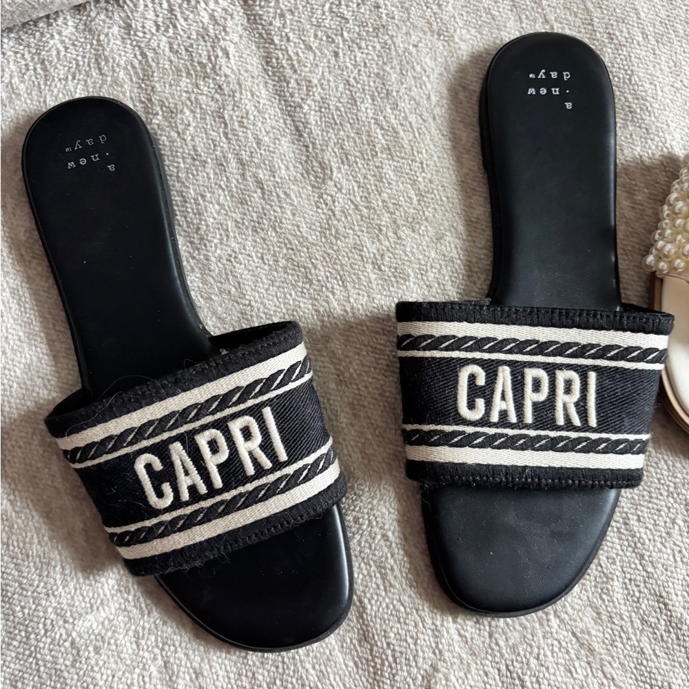 Target sandal bundle - Picture 2 of 7